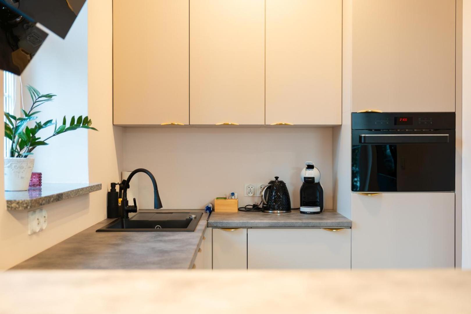 Apartament Smile - Z Prywatnym Monitorowanym Parkingiem By Spaceapart Jelenia Góra Zewnętrze zdjęcie